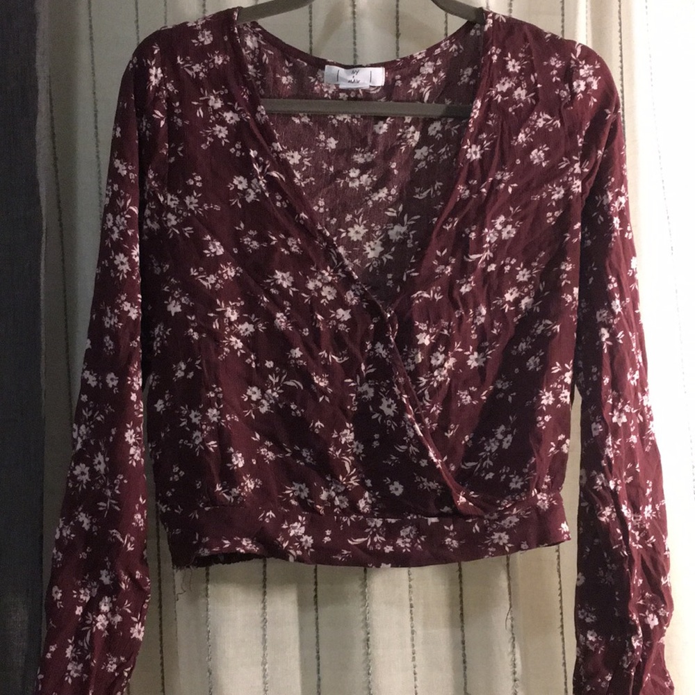 Tilly’s Floral deep v long sleeve